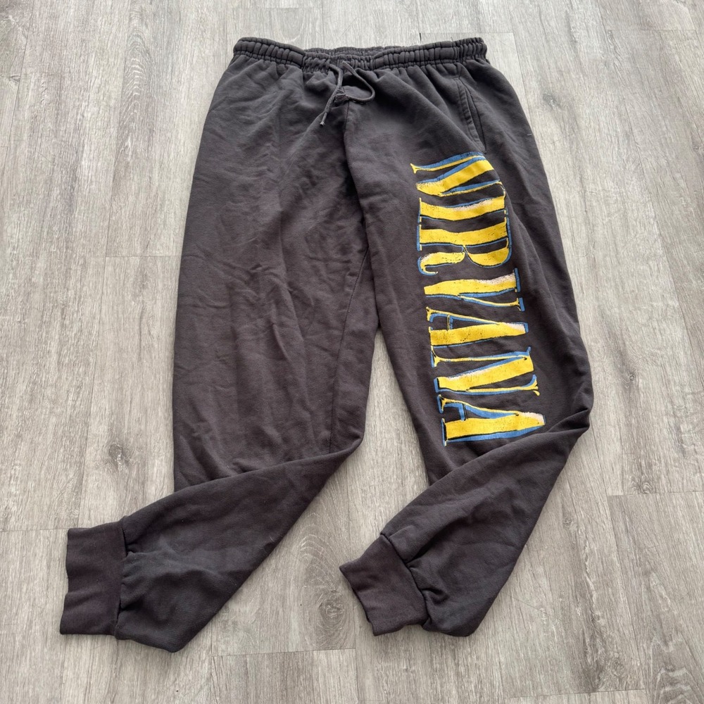 Nirvana Graphic Sweatpants Mens Medium gray Logo Joggers Grunge Kurt Cobain